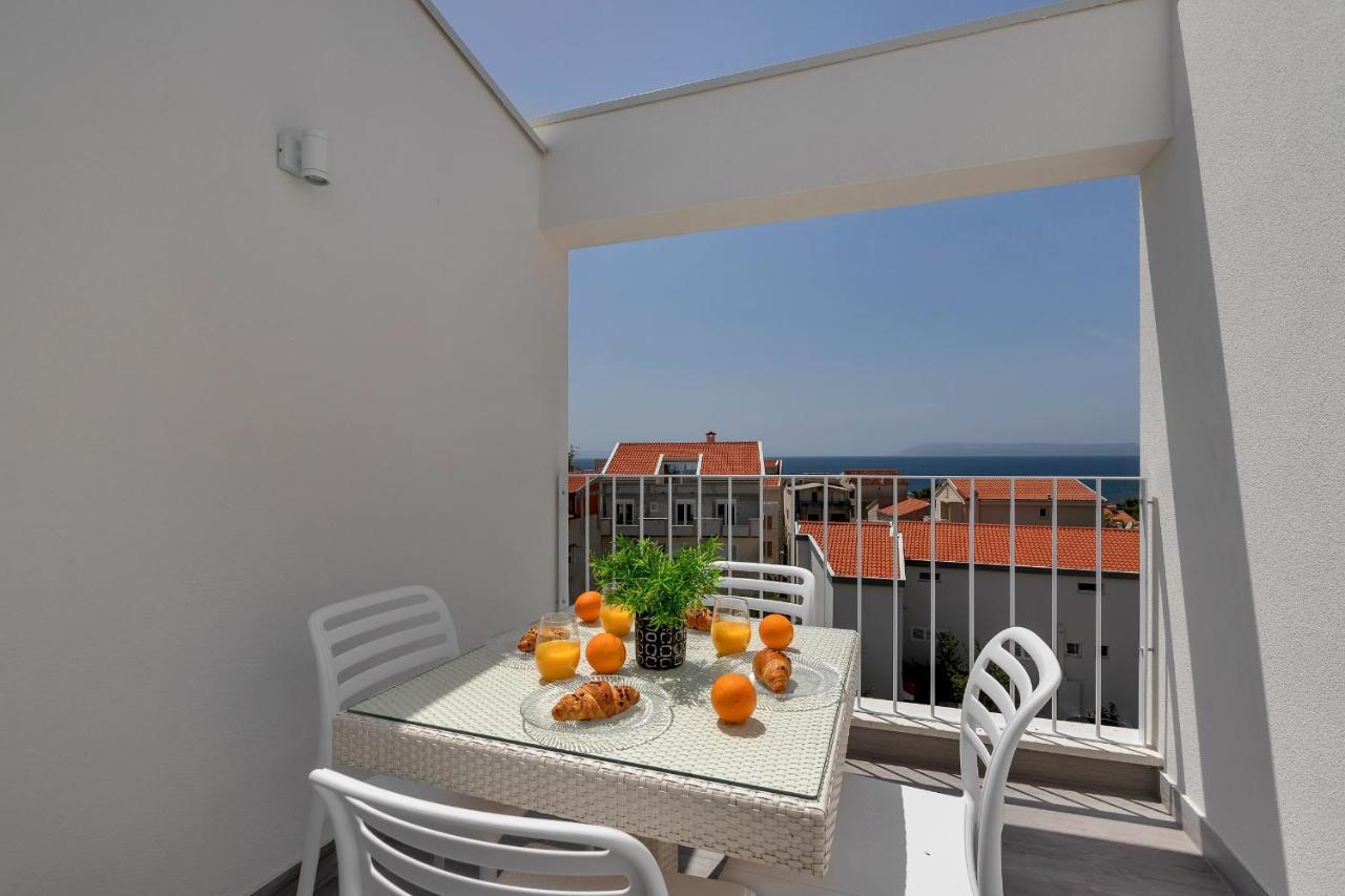 Apartments Strada Tučepi Oda fotoğraf